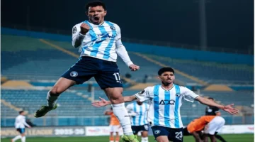 تدارك التعثر.. مواجهة مرتقبة بين بيراميدز وسموحة الليلة لتعويض نزيف النقاط بالدوري المصري